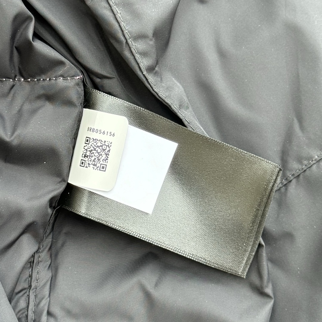 The North Face TNF 1996 Retro Nuptse 700 Fill Packable Jacket - Image 95
