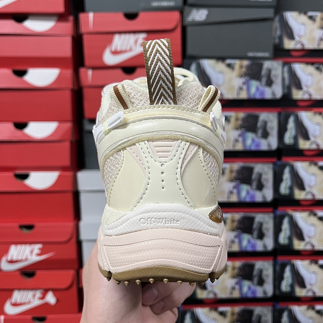 Off-White Be Right Back - Image 8