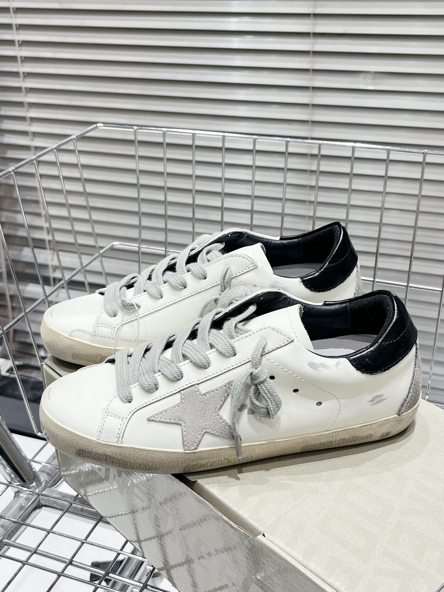 Golden Goose Deluxe Brand 23 - Image 10