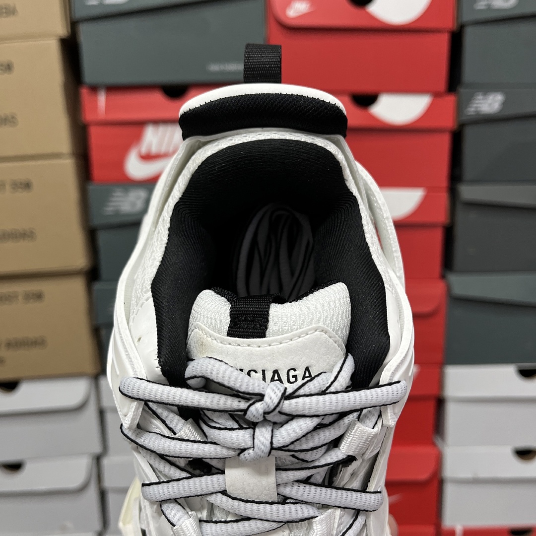 Balenciaga BLCG Track - Image 2