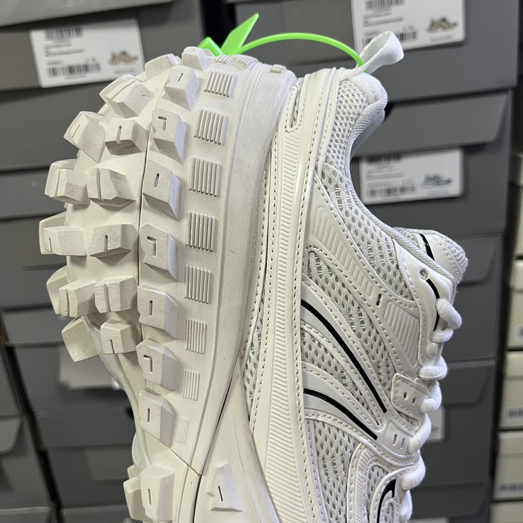Balenciaga Defender - Image 93