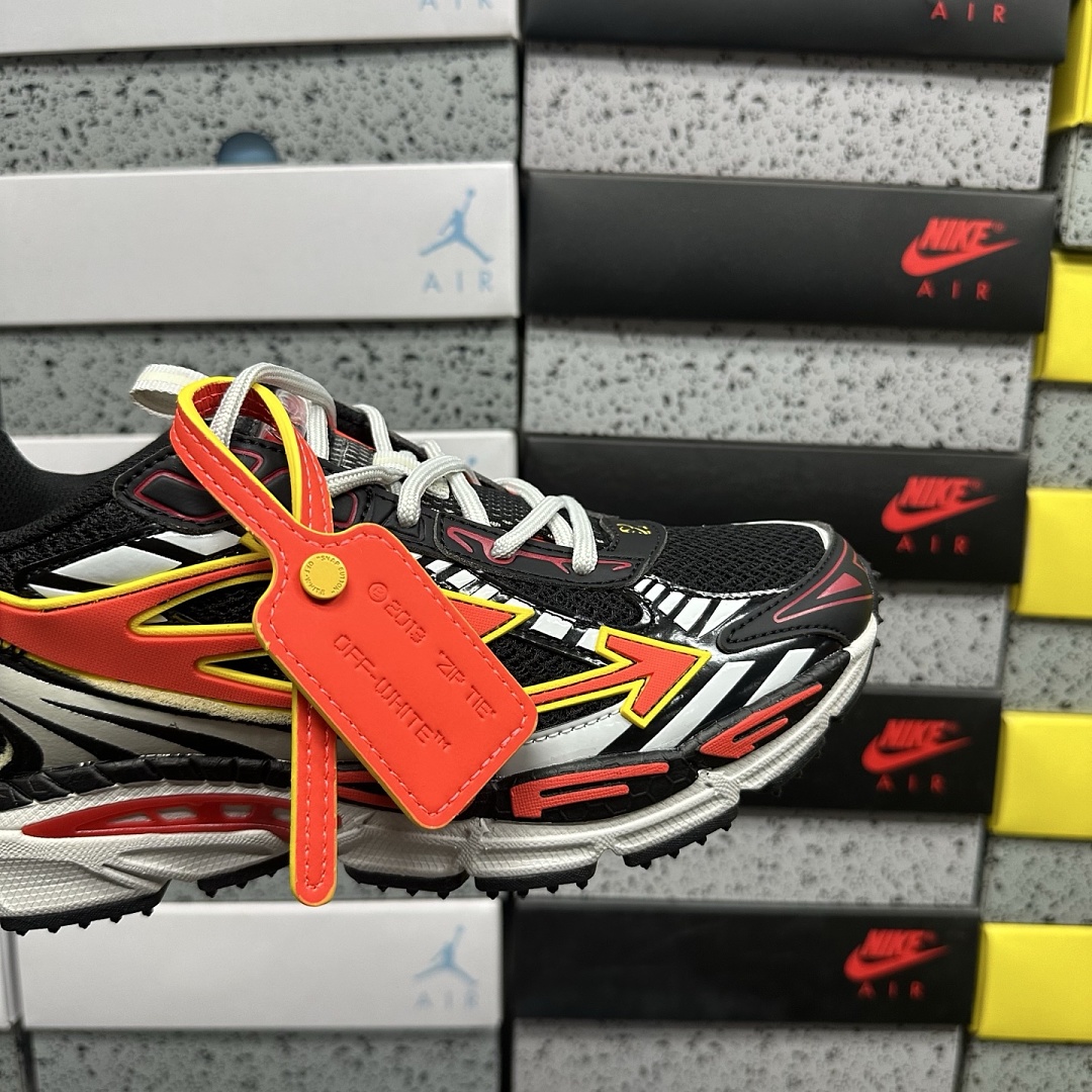 Off-White Be Right Back - Image 3