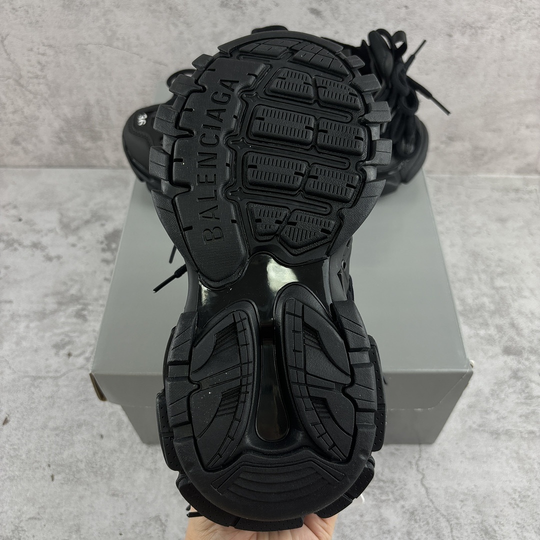 Balenciaga BLCG Track 3.0 - Image 3