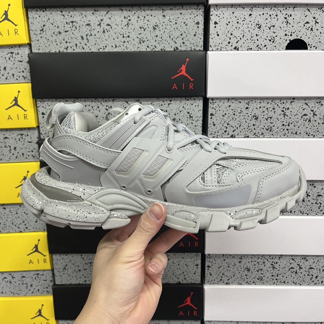 Balenciaga Track Light Grey Outsole Speckled - Image 5