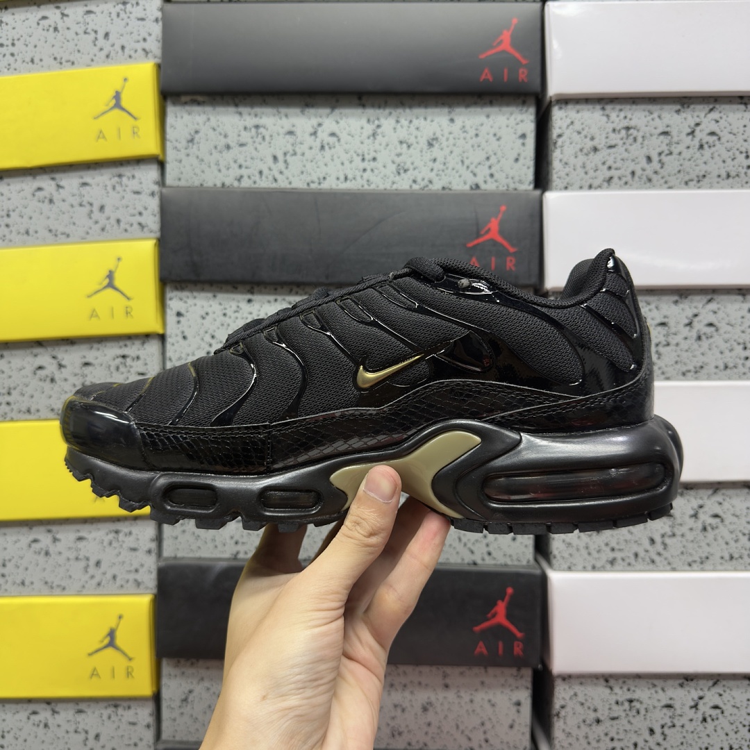 Nike Air Max Plus 852630-001 - Image 6