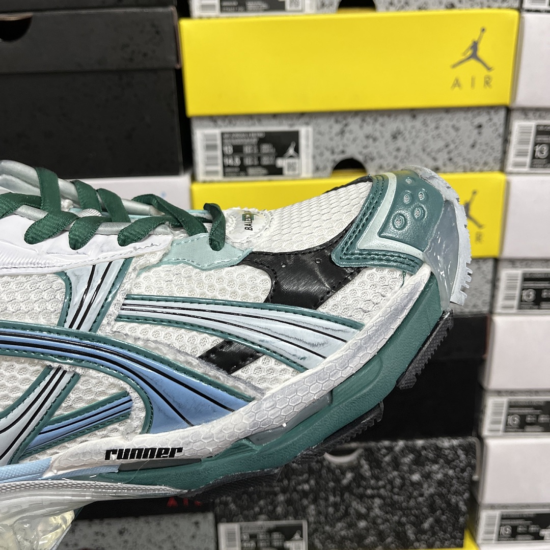 Balenciaga BLCG Runner 7.5 - Image 4