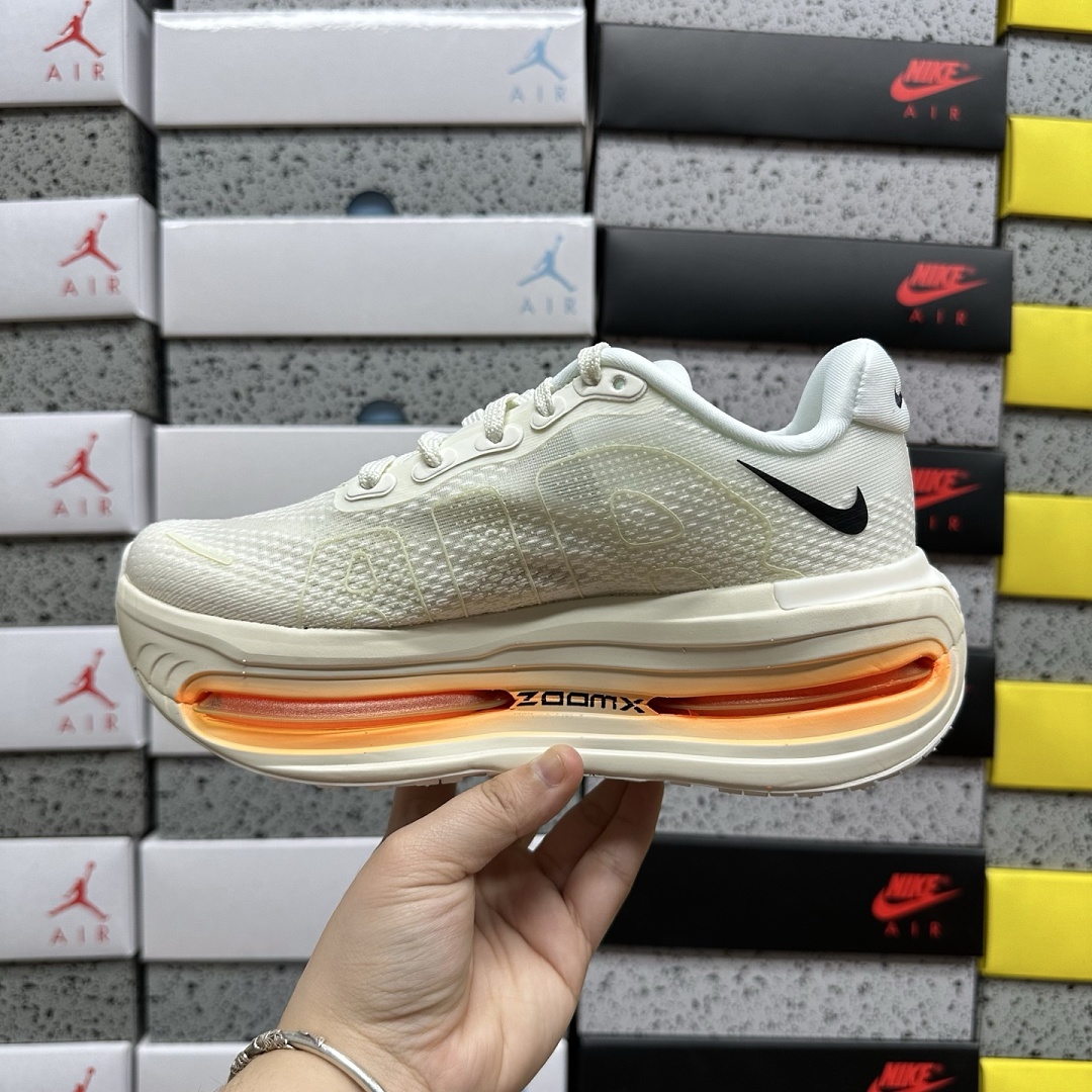 Nike Vomero Premium Sail Coconut Milk - Image 5