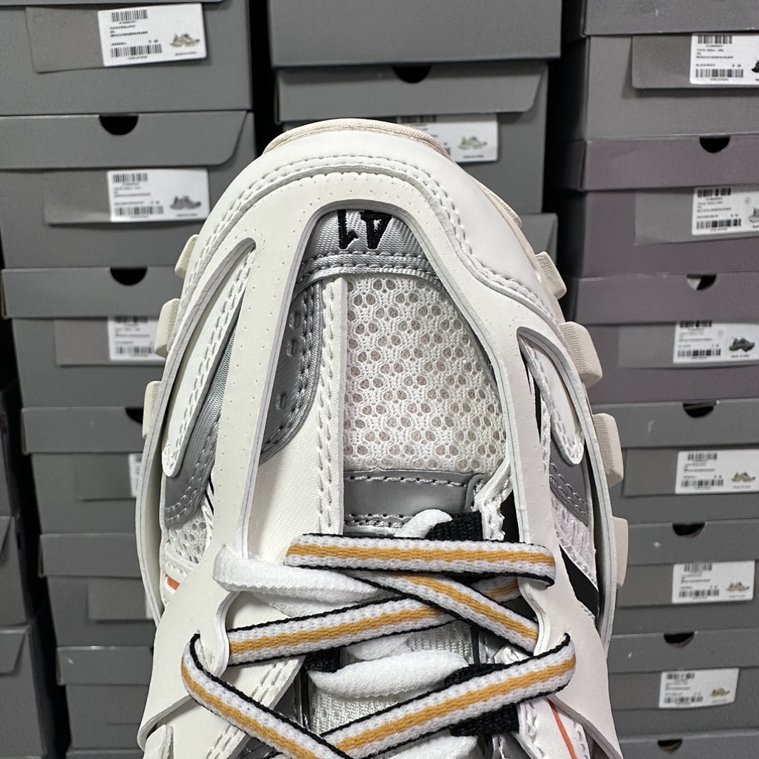 Balenciaga Track - Image 2