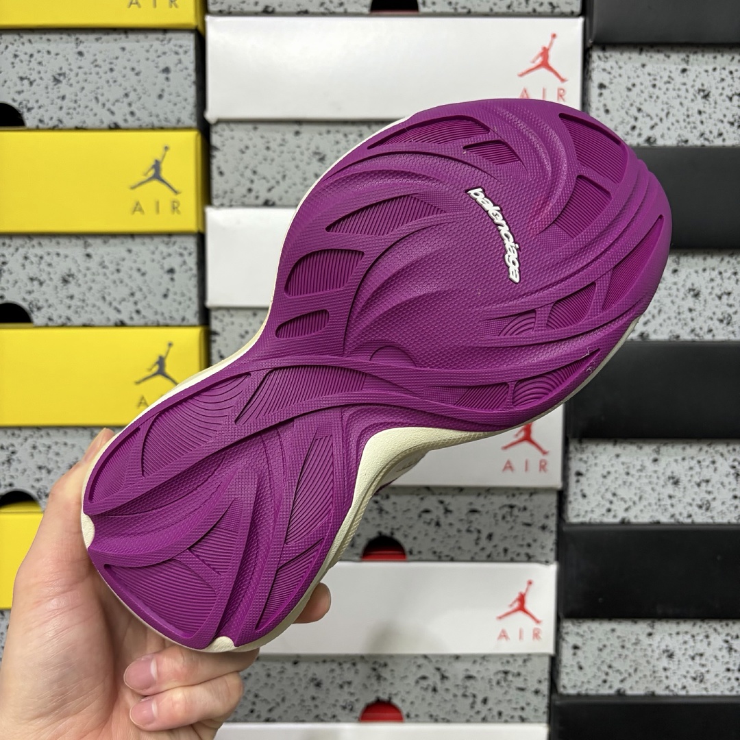 Balenciaga Jet 26 - Image 7