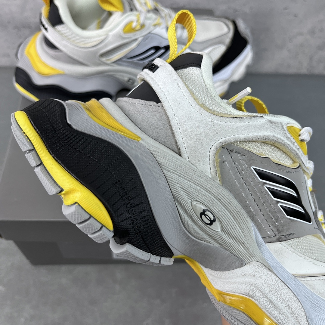 Balenciaga Cargo - Image 31