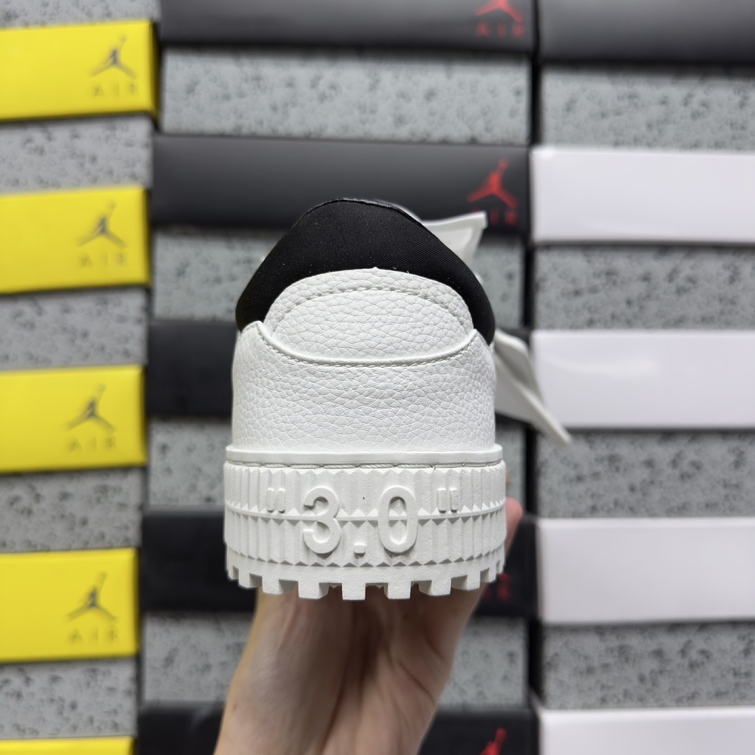 Off-White 3.0 Off Court Low - Image 6