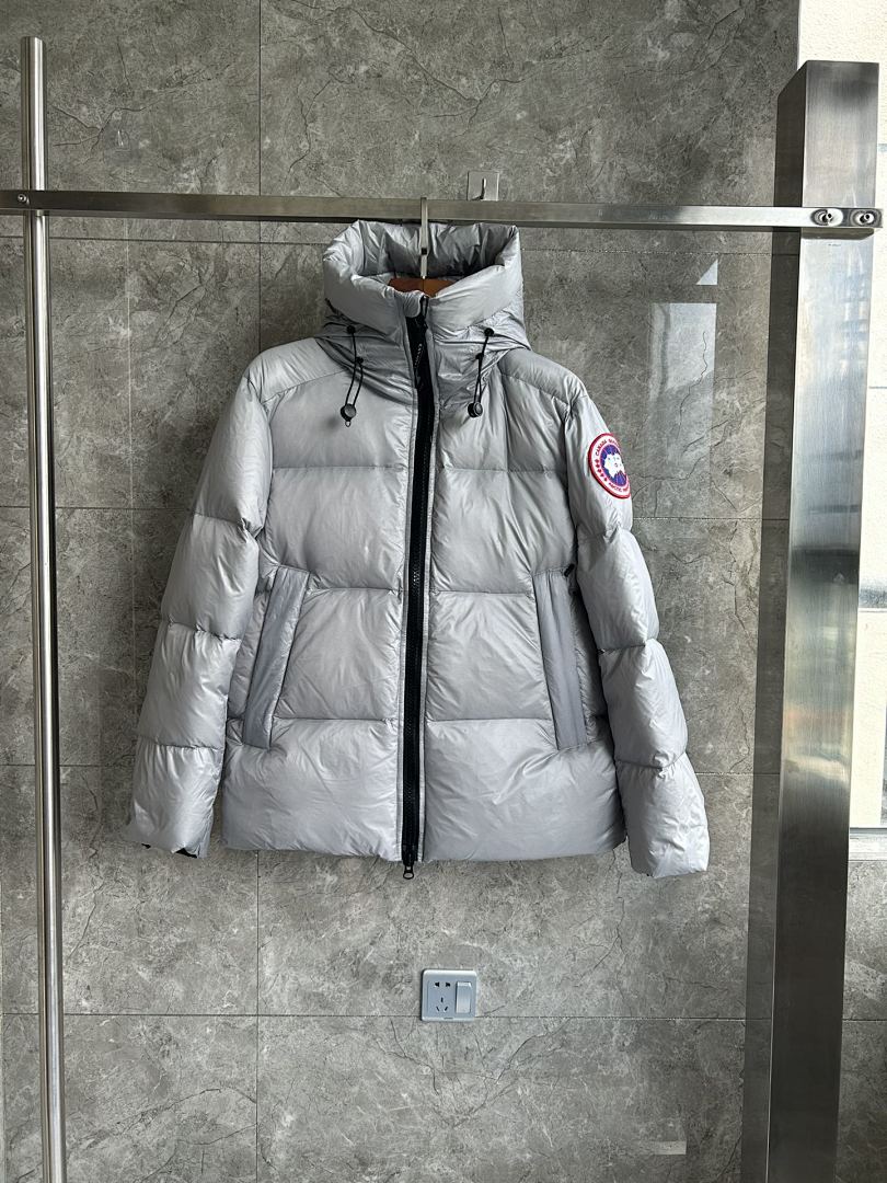 Canada Goose Crofton Puffer Jacket - Image 11