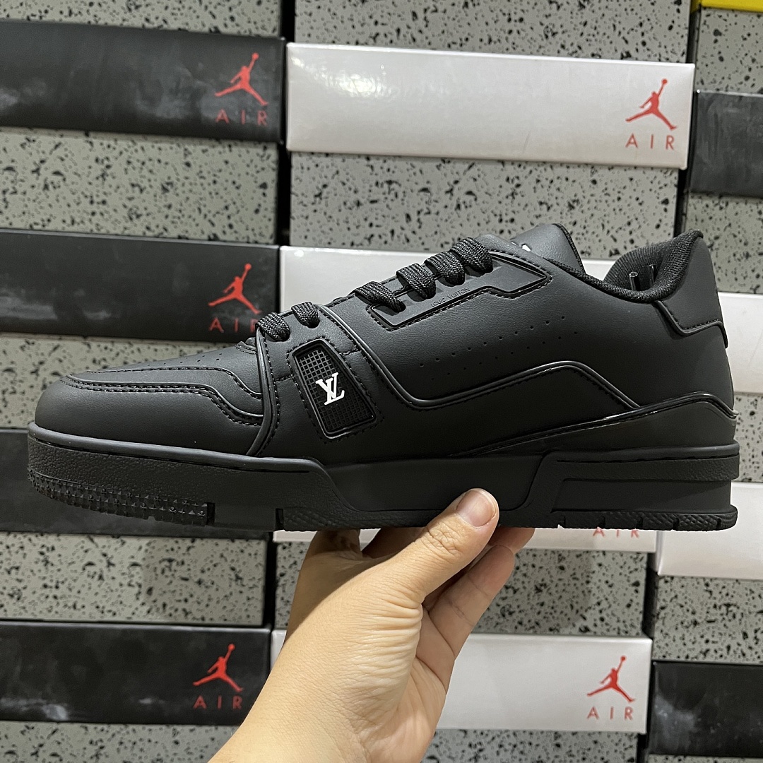 Louis Vuitton Trainer V2-08 - Image 7