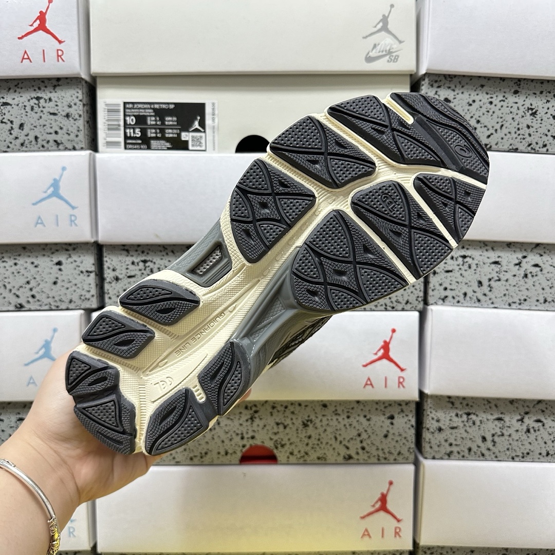 ASICS Gel-NYC Oatmeal Obsidian Grey 1201A789-250 - Image 5