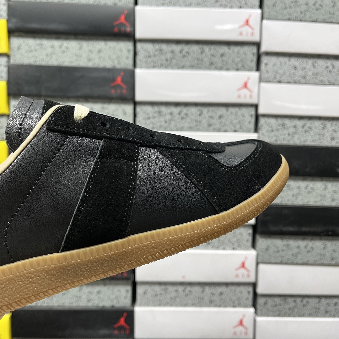On Running Maison Margiela Replica Black Yellow P1895 - Image 8