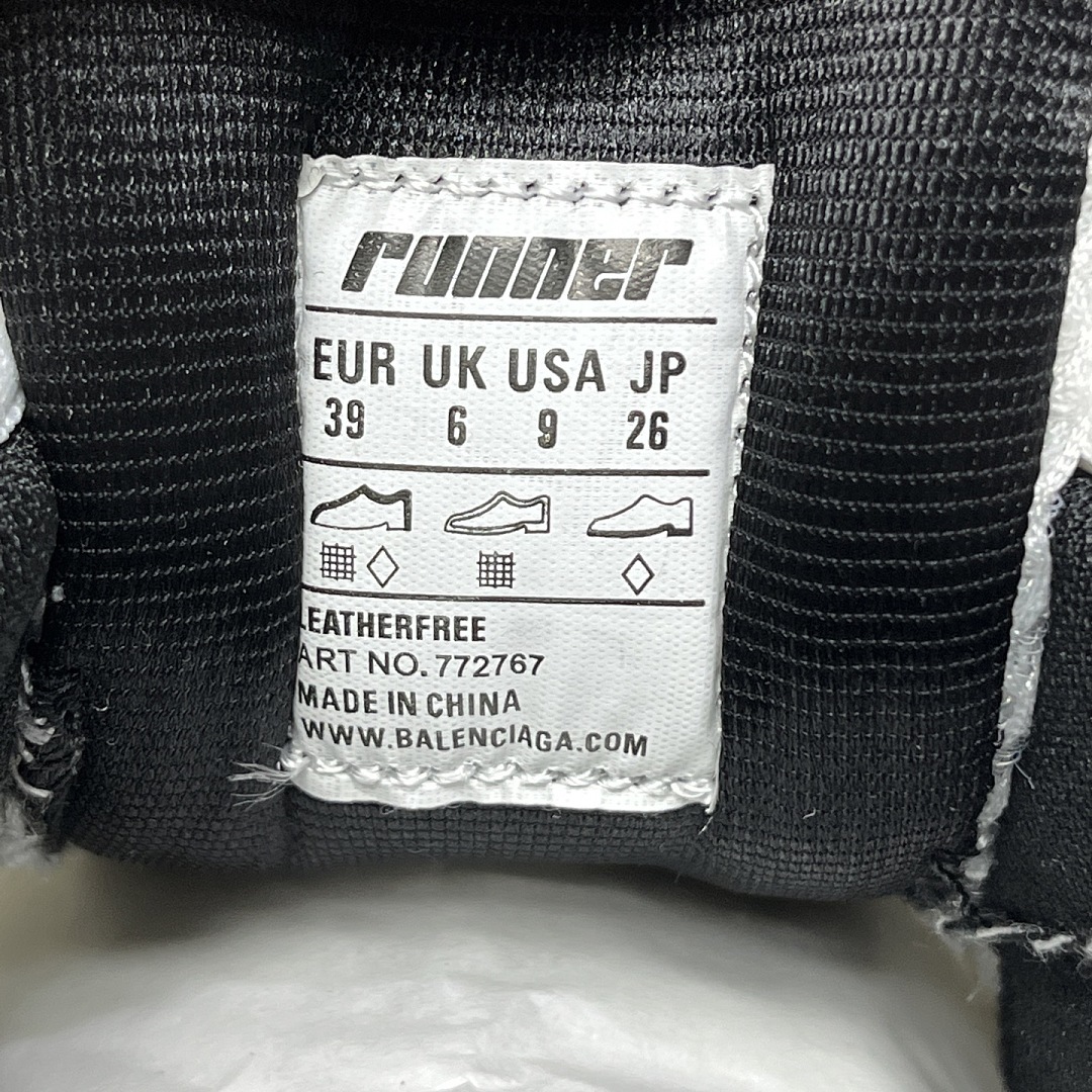 Balenciaga BLCG Runner - Image 21