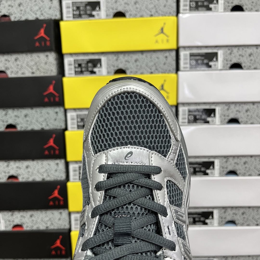 ASICS Gel 1130 Dark Grey / (Silver) - Image 4