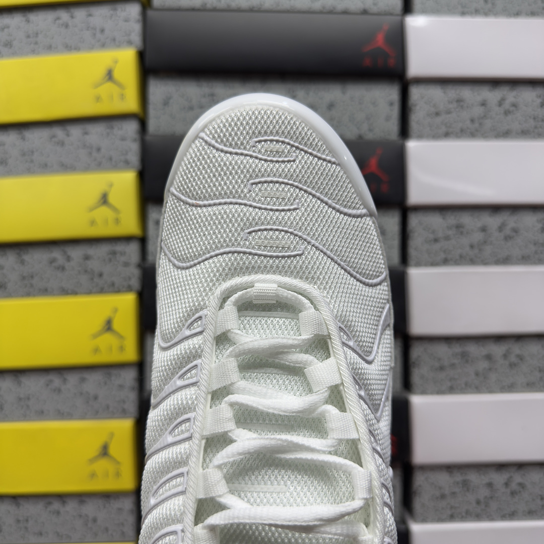 Nike Air Max Plus (White) - Image 5