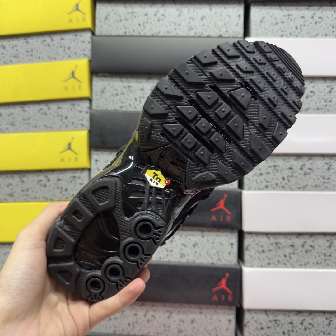 Nike Air Max Plus Toggle Black Reflective FD0670-001 White (Strap) - Image 9