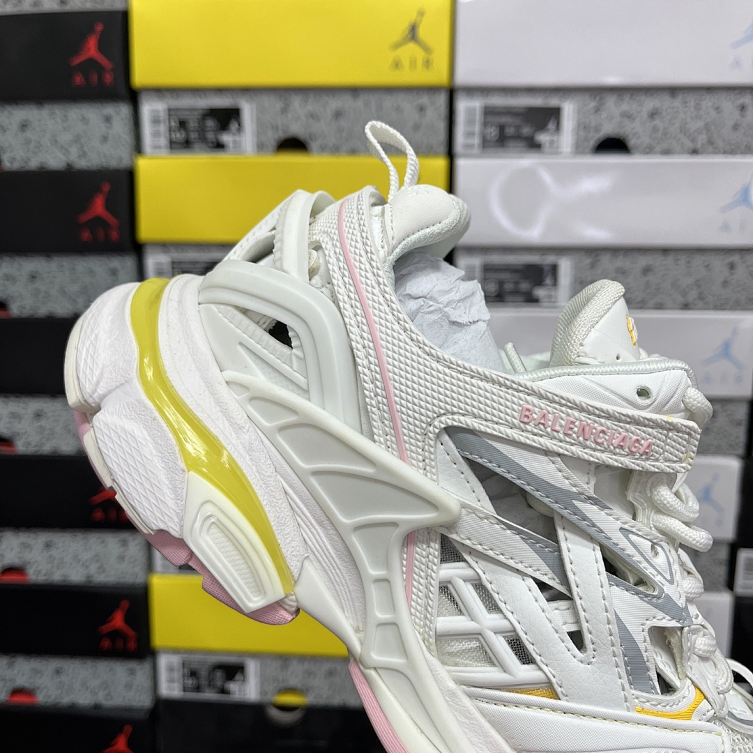 Balenciaga Track 2.0 - Image 12