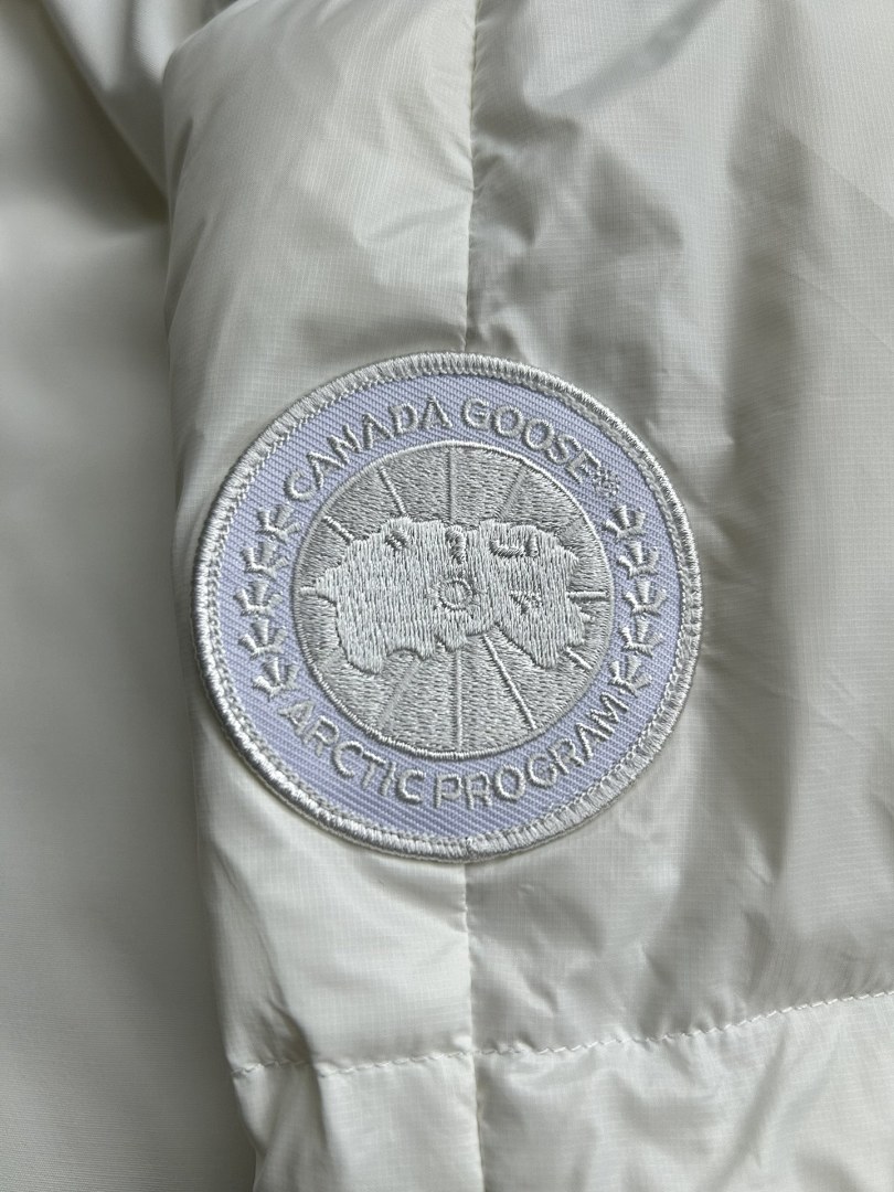 Canada Goose Chilliwack Bomber Jacket - Image 10