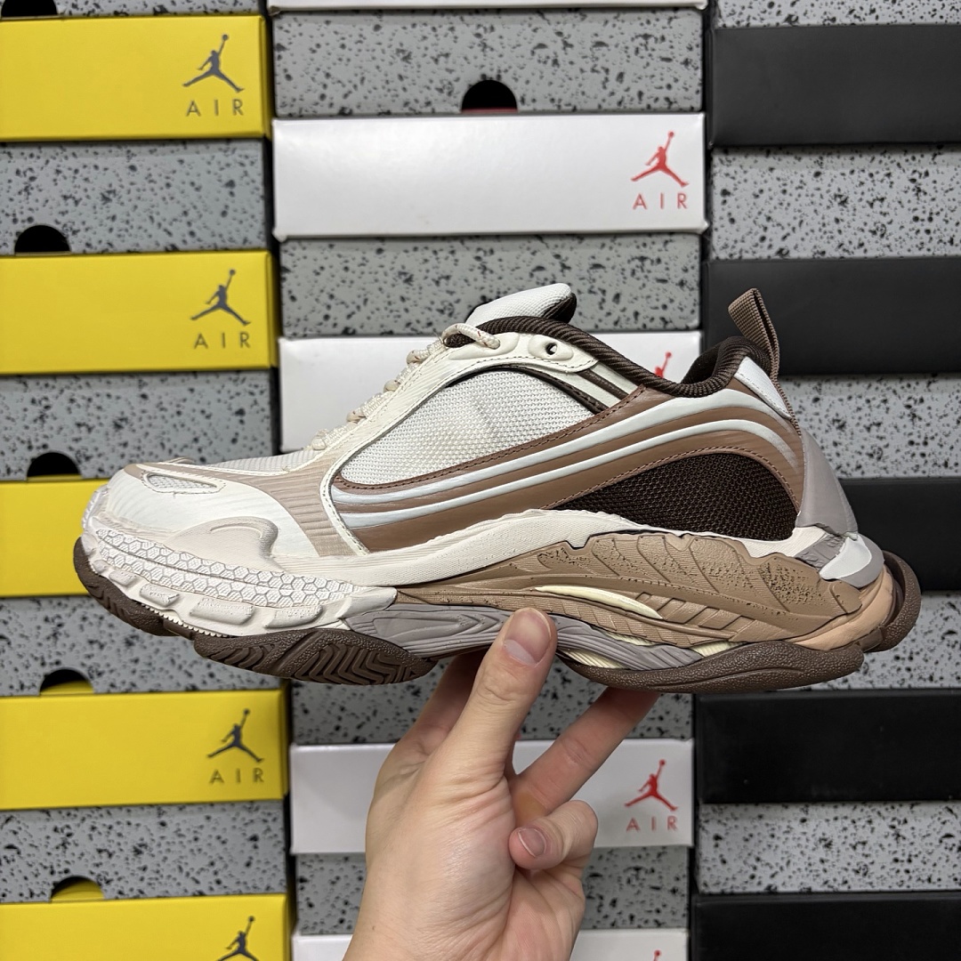 Balenciaga Triple S 2 - Image 5