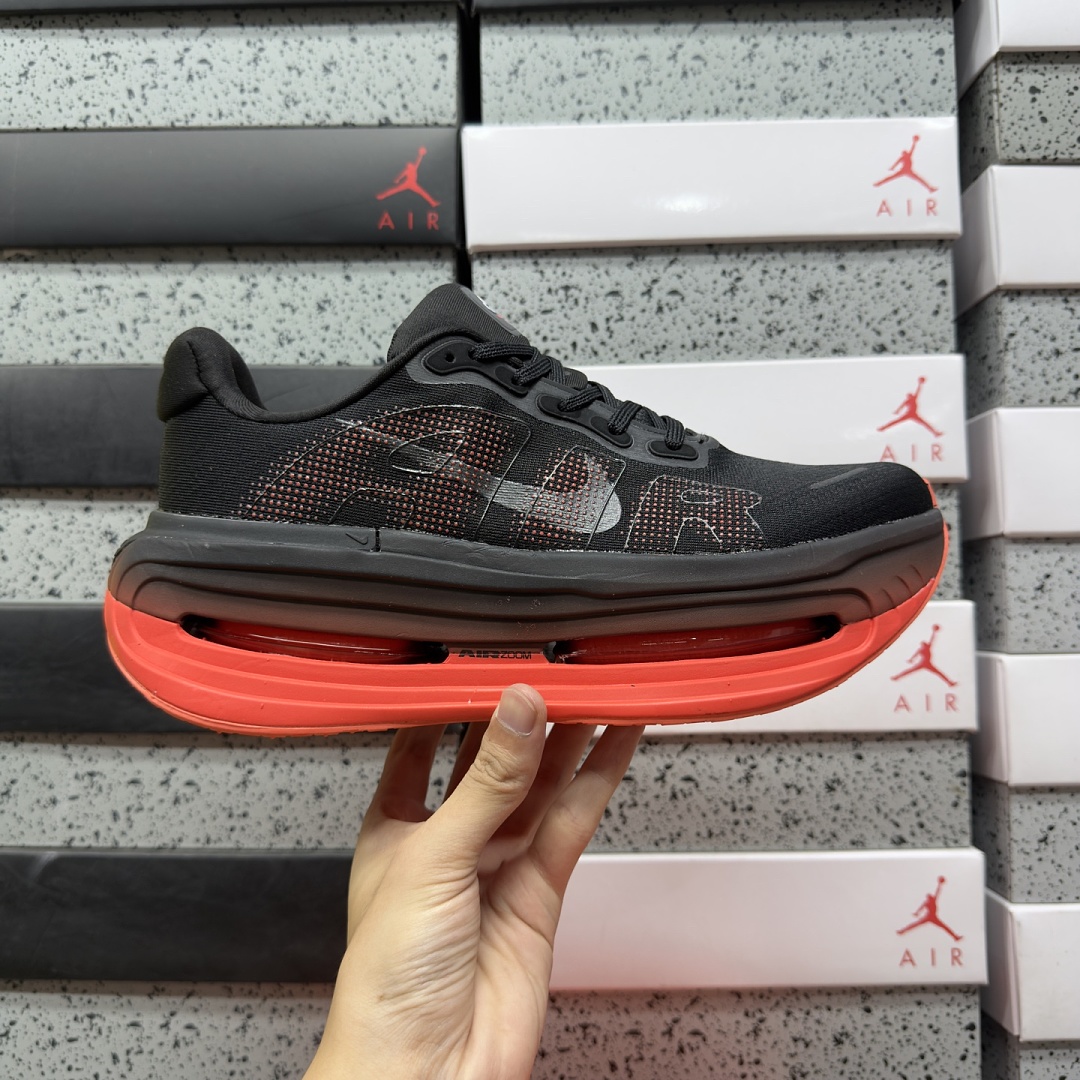 Nike Vomero Premium Black Bright Crimson - Image 4