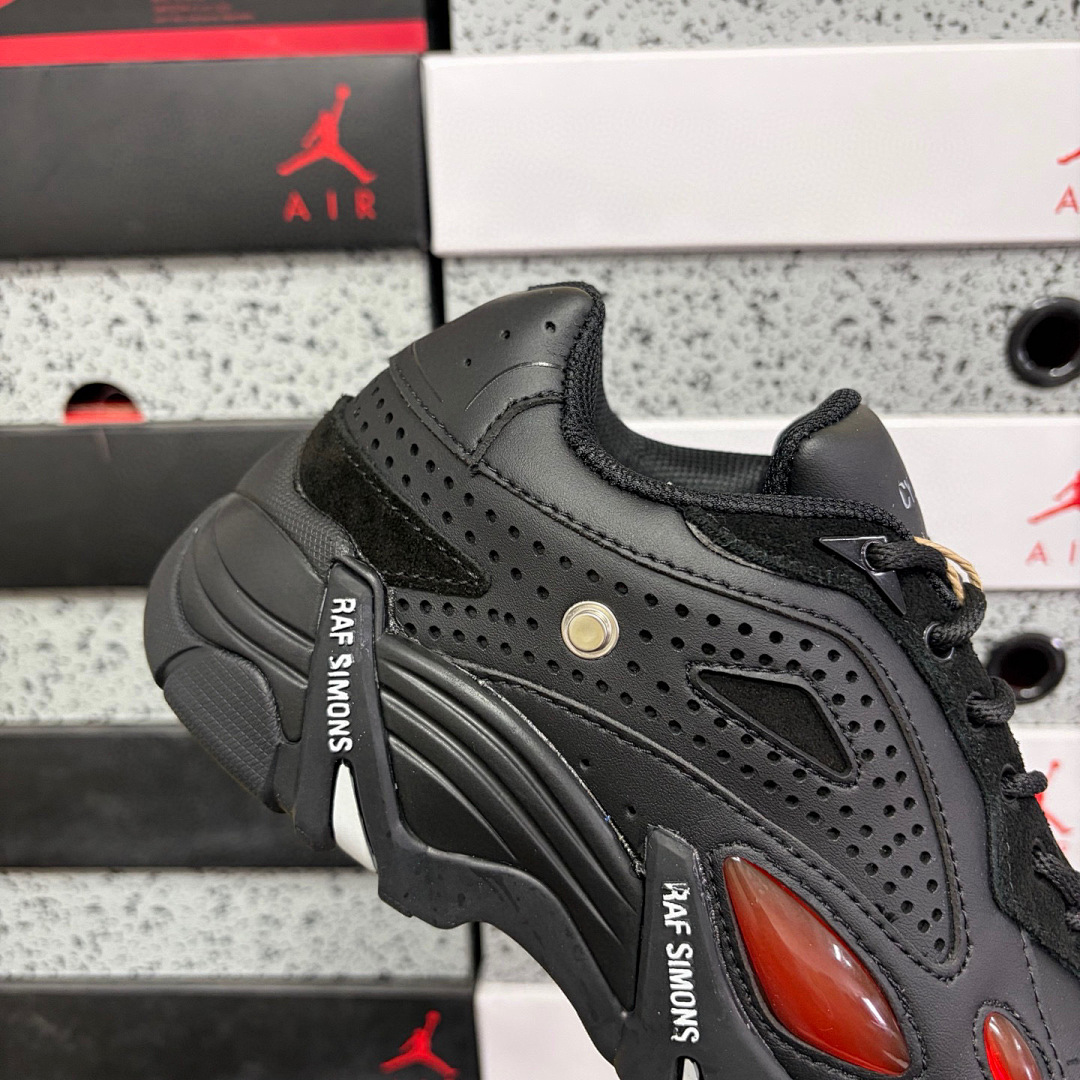 On Running Raf Simons Cylon-21 - Image 7