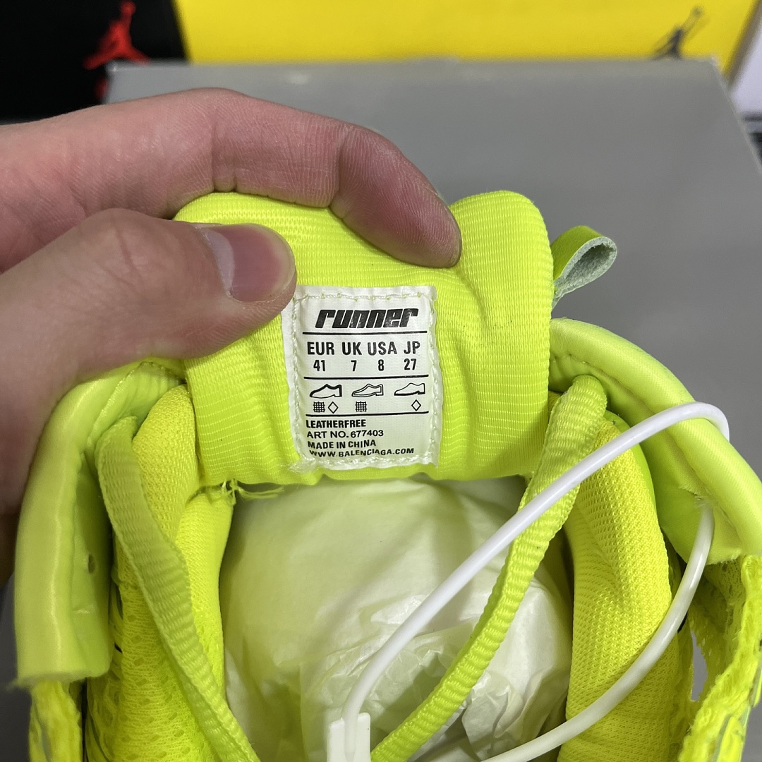Balenciaga BLCG Runner 7.0 - Image 10
