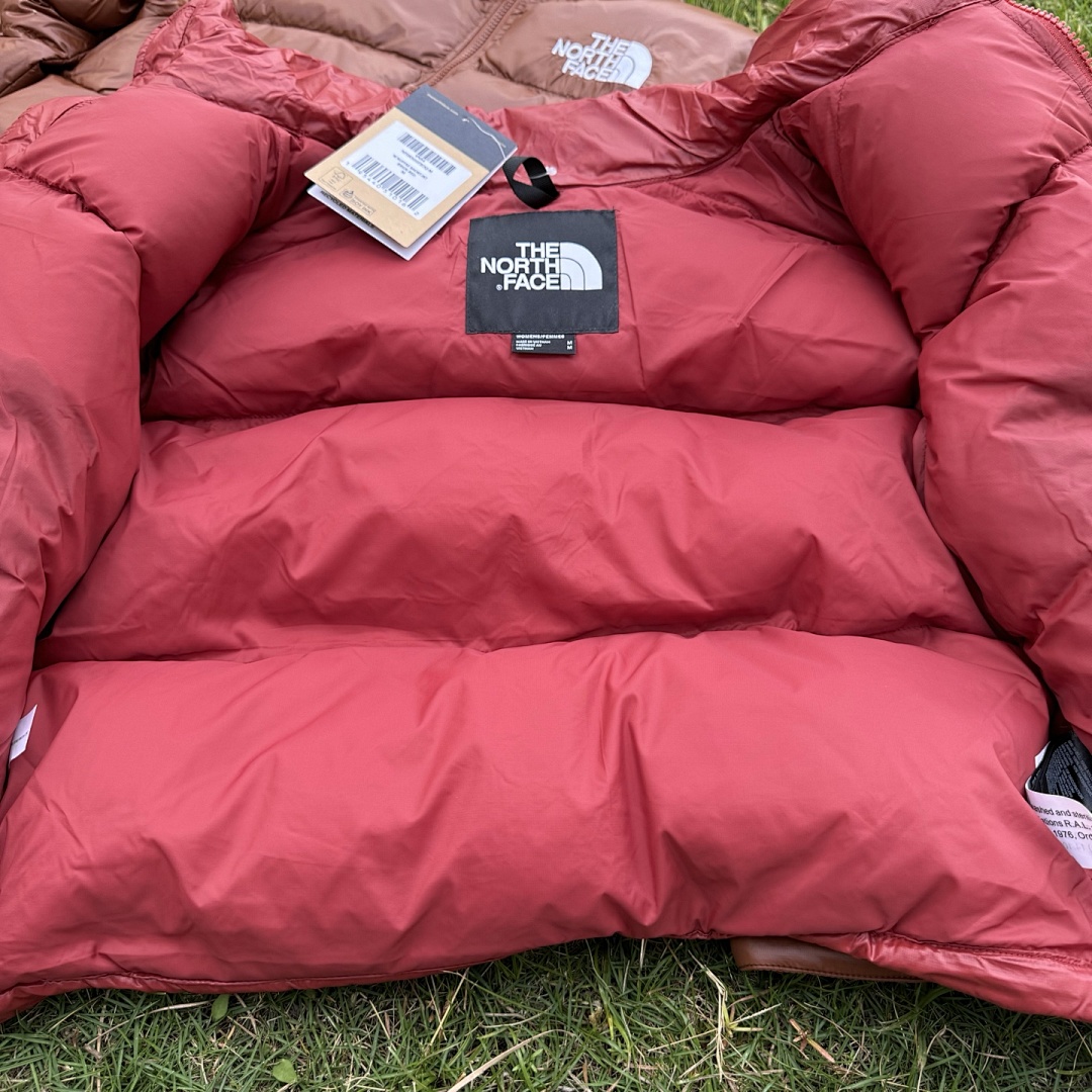 The North Face TNF Women's Nuptse Short Jacket - Image 15