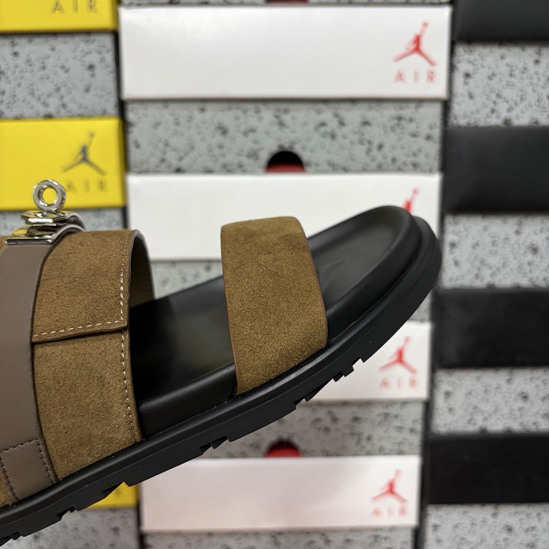Hermes Chypre Sandal Khaki Suede Buckle - Image 4