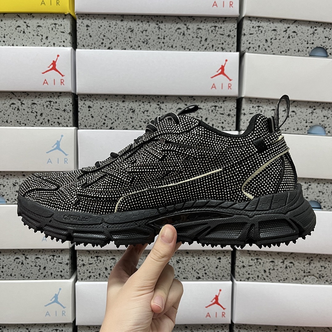 Off-White Be Right Back - Image 5