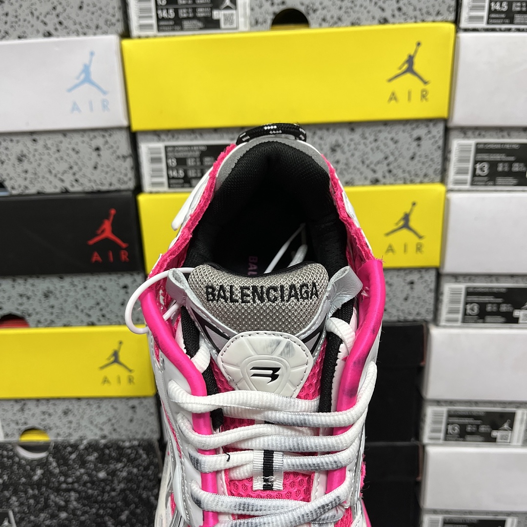 Balenciaga BLCG Runner 7.0 - Image 5