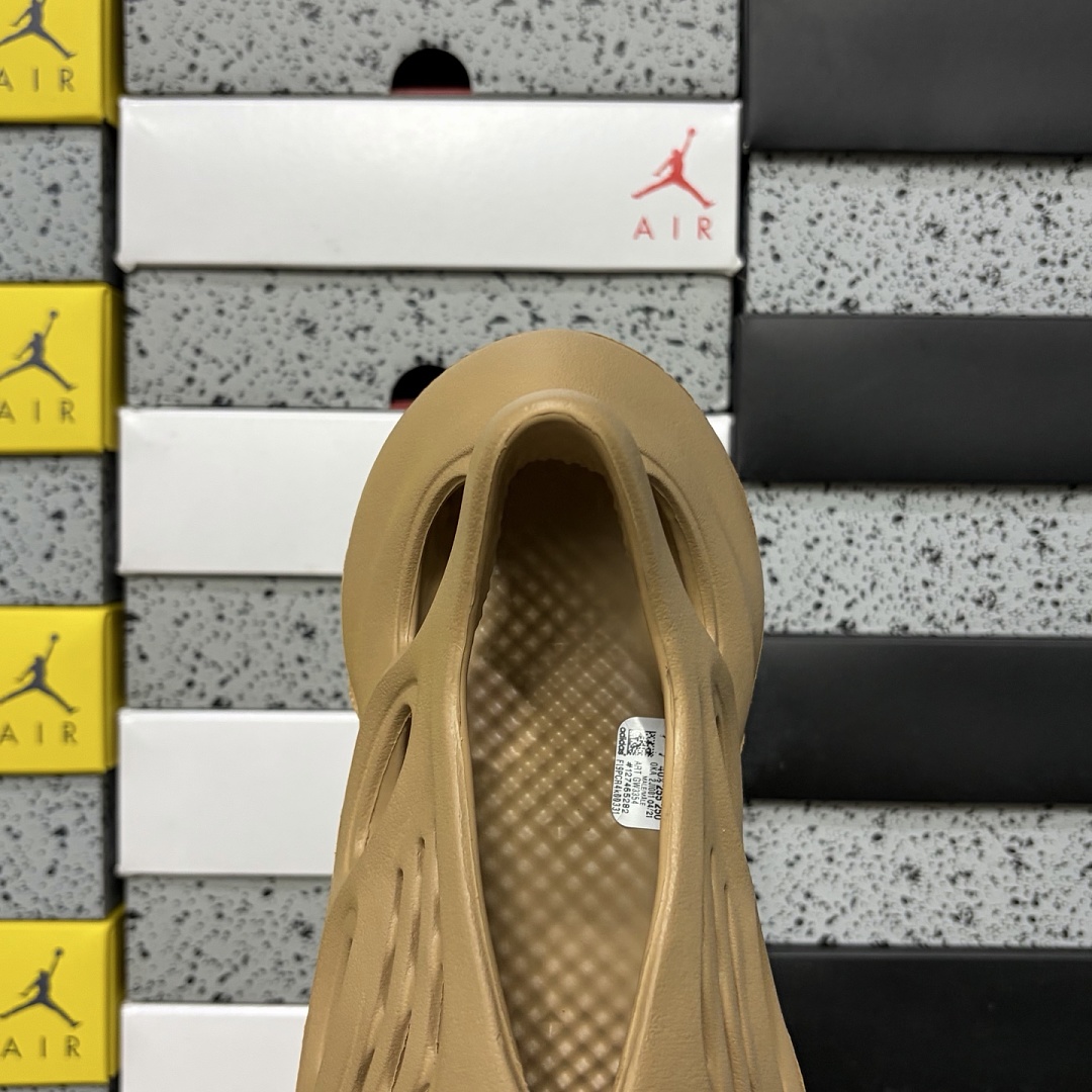 Adidas Yeezy Foam RNNR Ochre Clogs - Image 8
