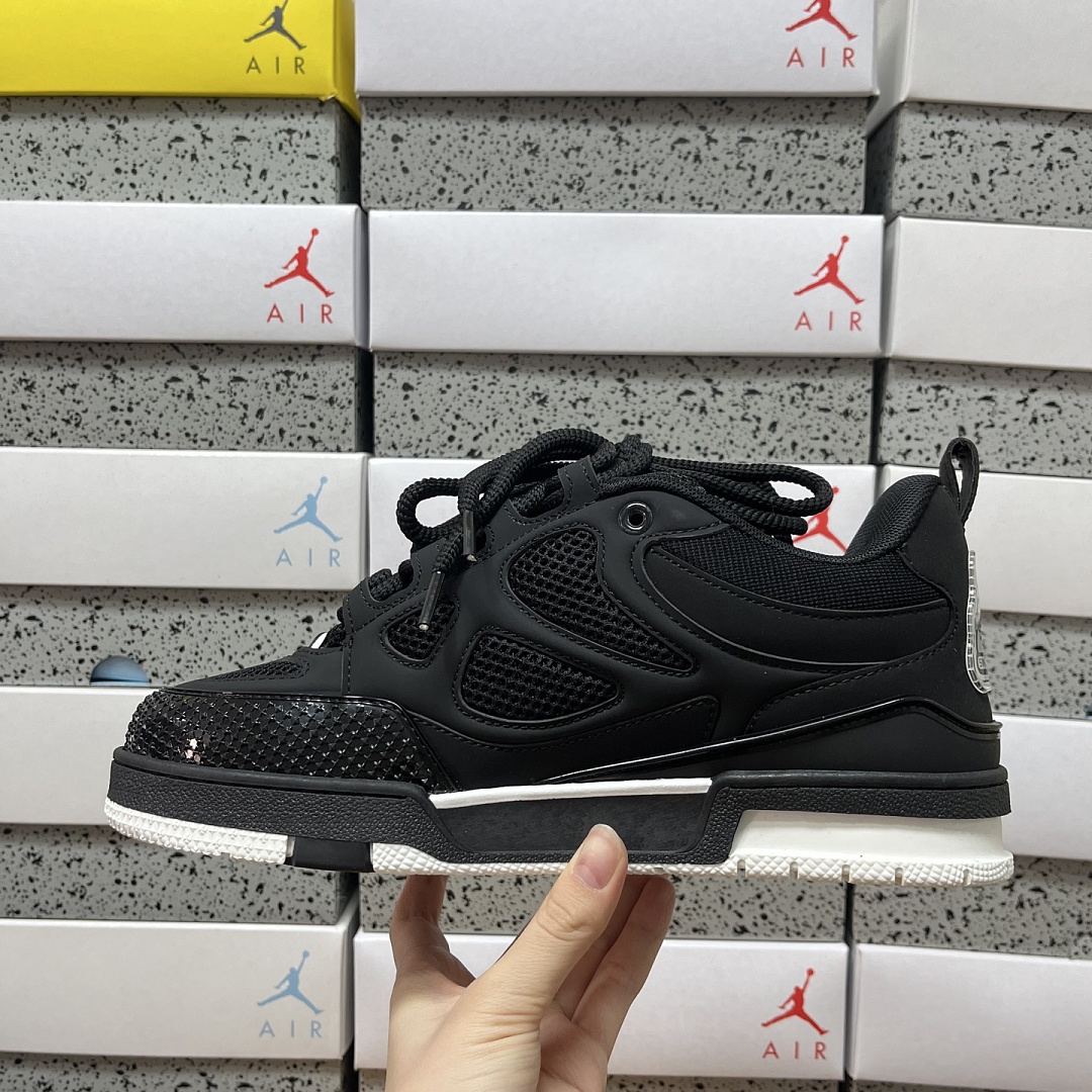 Louis Vuitton Skate Sneaker V3-3 - Image 9