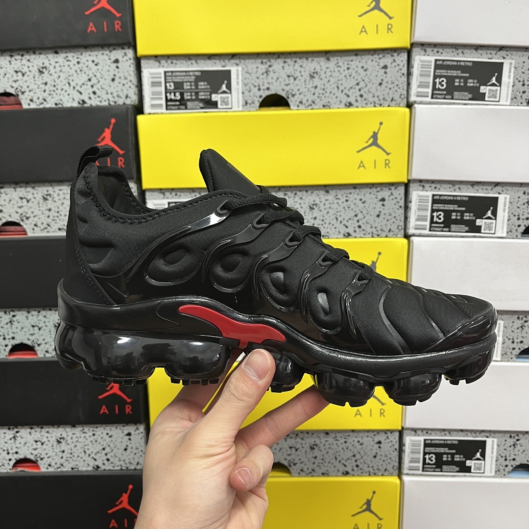 Nike Air VaporMax Plus - Image 2