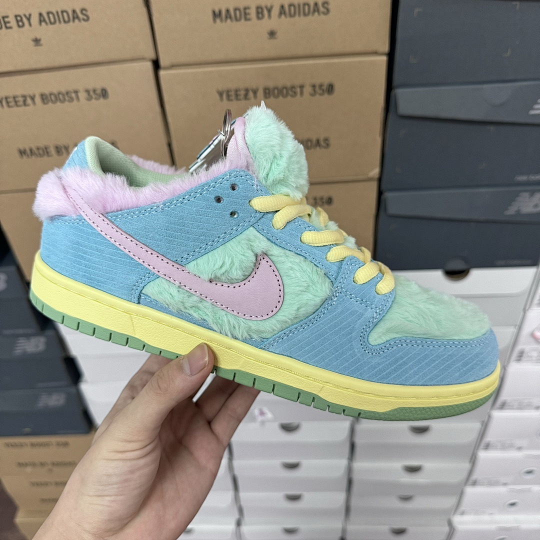 Nike Verdy X Nike SB Dunk Low