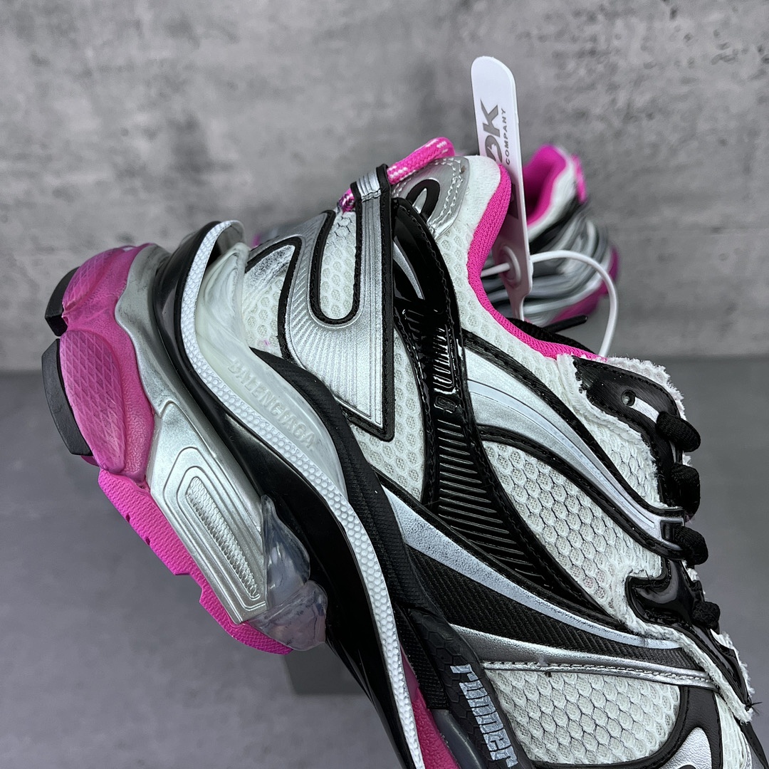 Balenciaga Runner 2.0 - Image 39