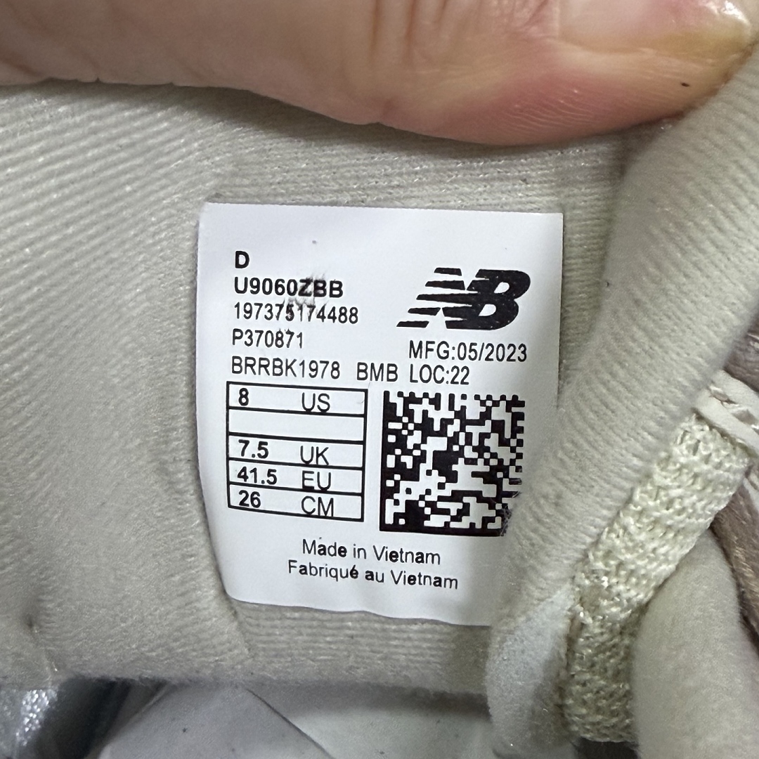 New Balance 9060 - Image 4