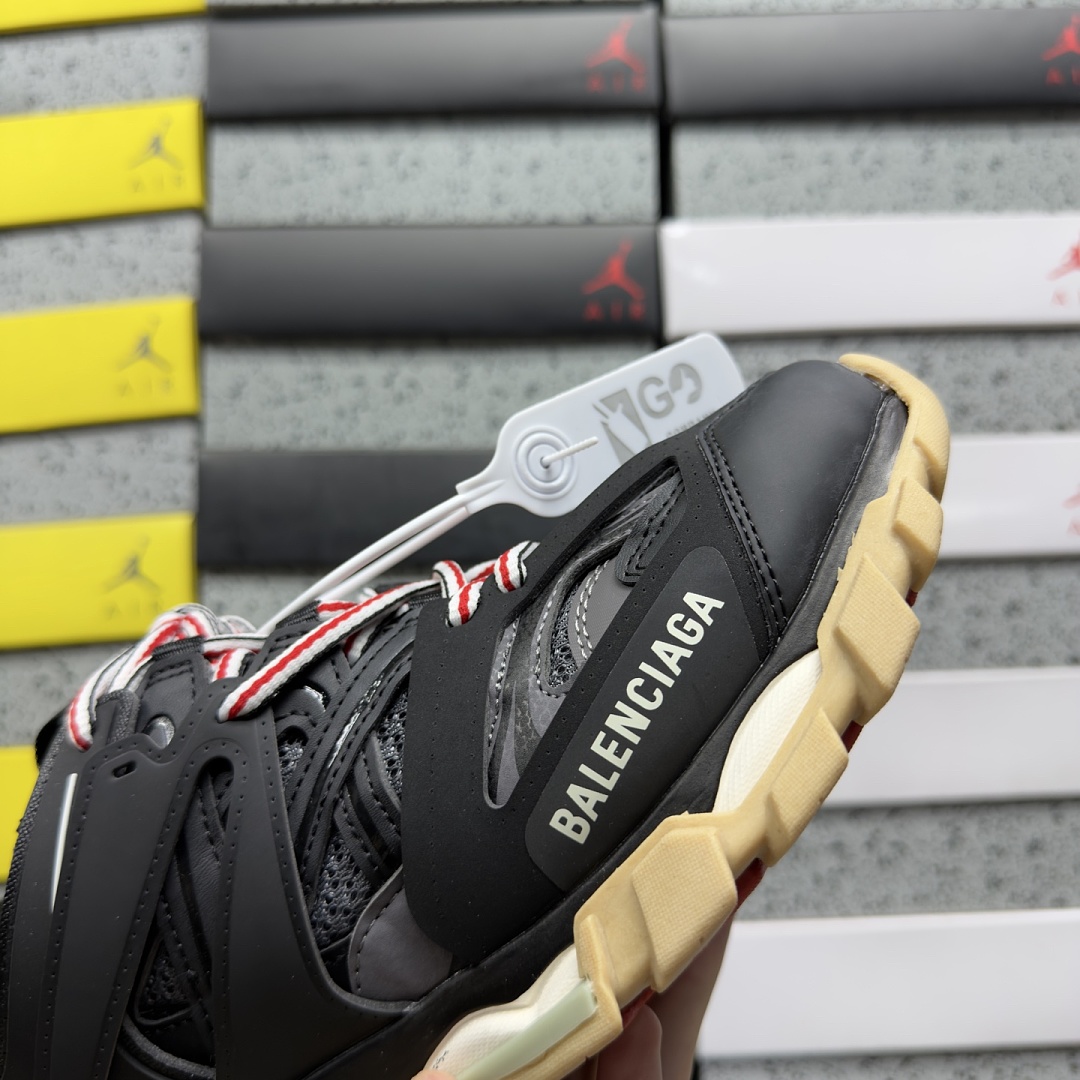 Balenciaga BLCG Track 4162 (Black Red) - Image 5