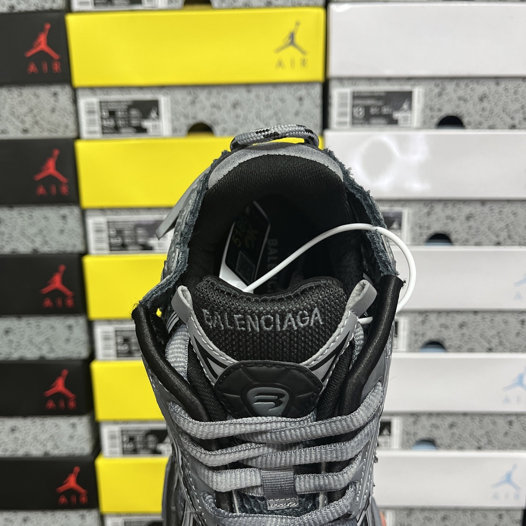 Balenciaga BLCG Runner 7 Gen - Image 9
