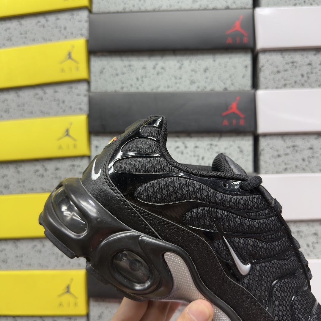 Nike Air Max Plus Mini Swoosh Black Silver DX8971-001 - Image 2