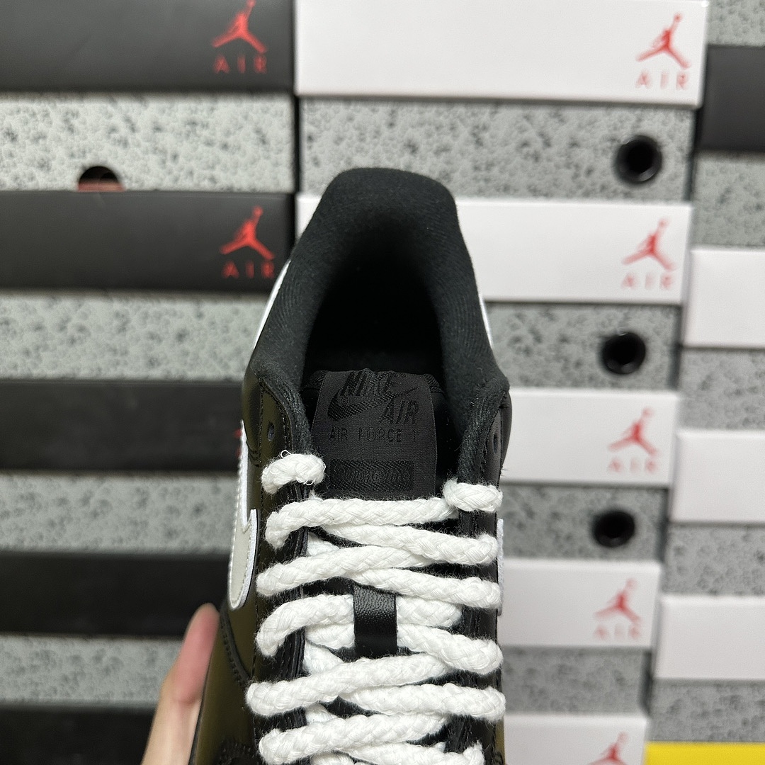 Nike Air Force 1 Low Supreme White Black Sup - Image 3