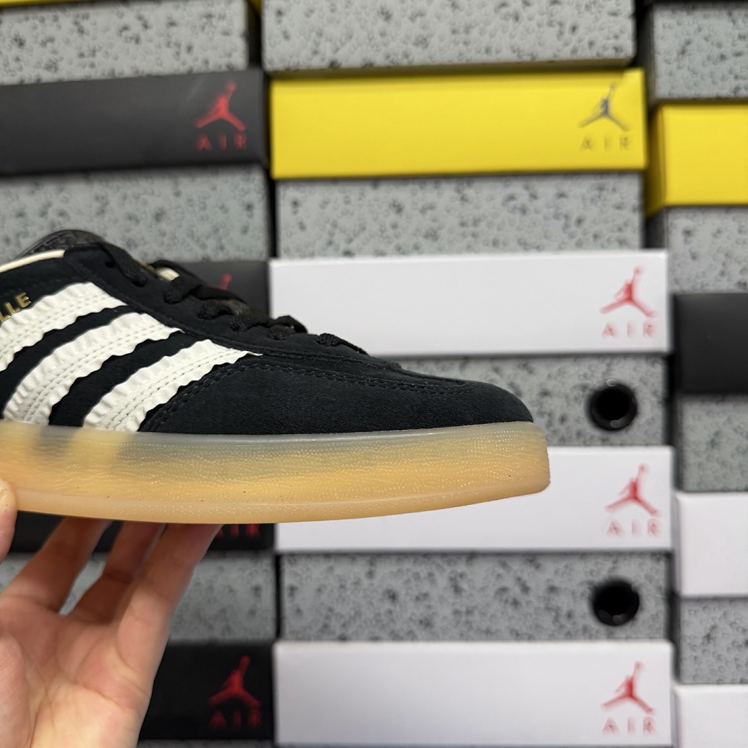 Adidas Gazelle Indoor Core Black Cream White Gum JS1412 - Image 4