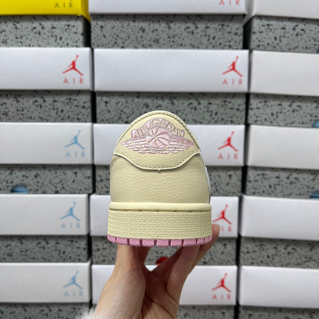 Nike Jordan 1 Retro Low OG SP Travis Scott Shy (Pink) - Image 2