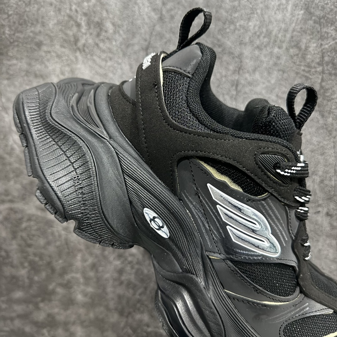 Balenciaga Cargo - Image 82