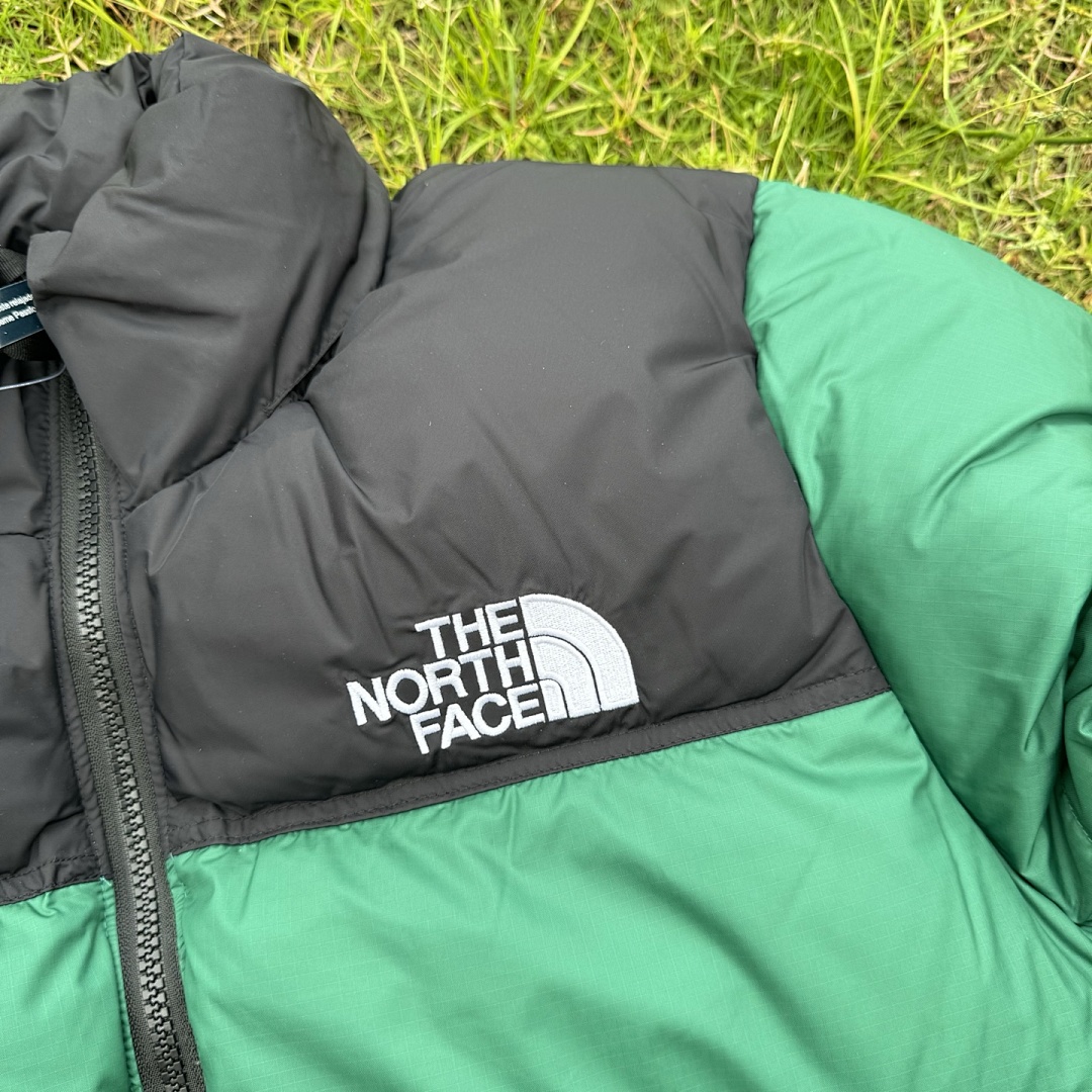 The North Face TNF 1996 Retro Nuptse 700 Fill Packable Jacket - Image 111