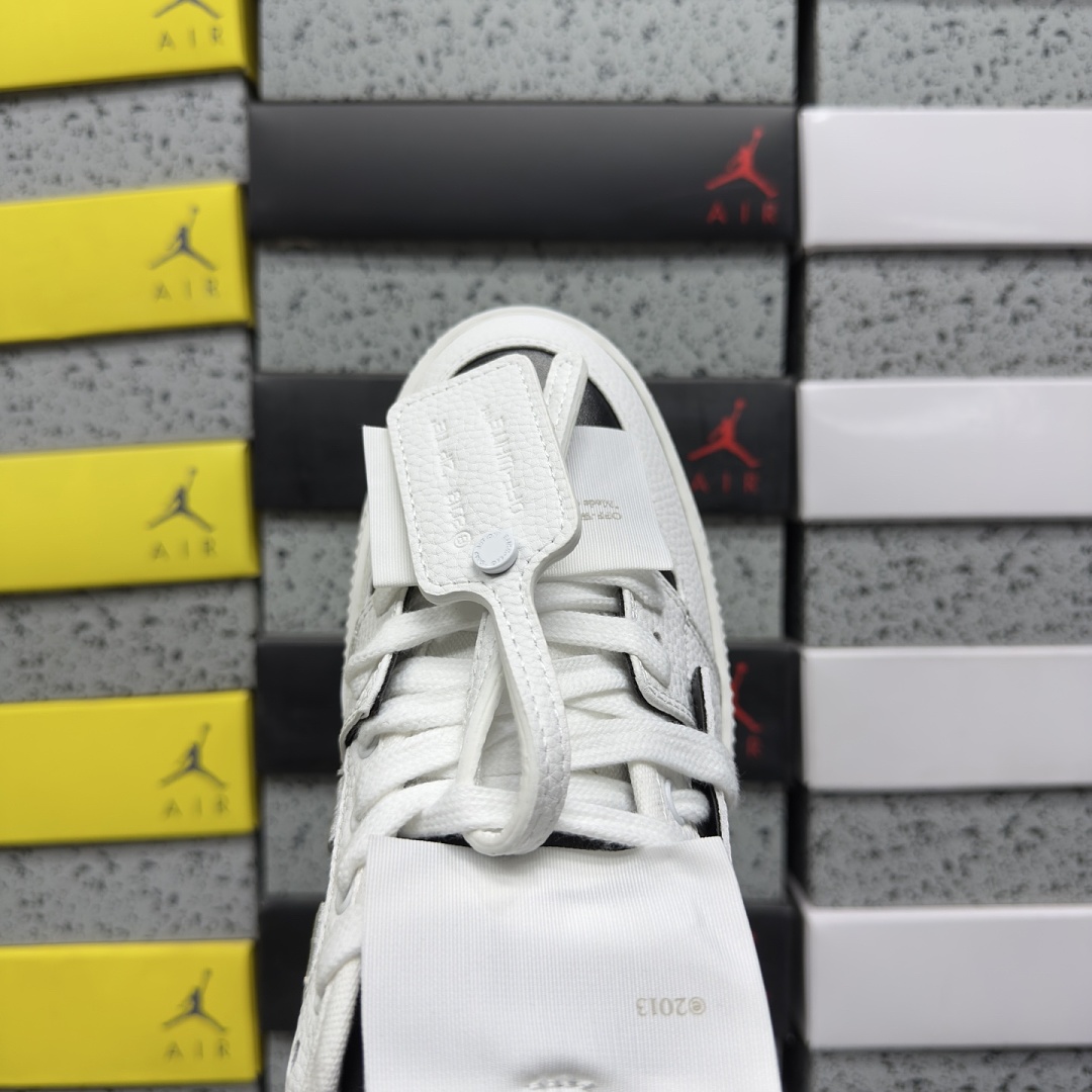 Off-White 3.0 Off Court Low - Image 2