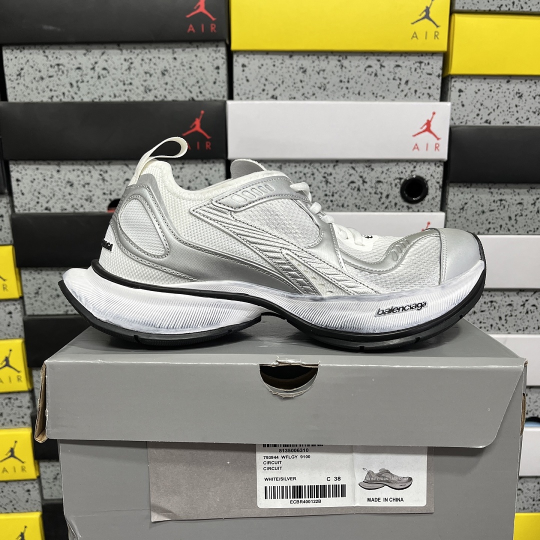 Balenciaga Circuit - Image 9