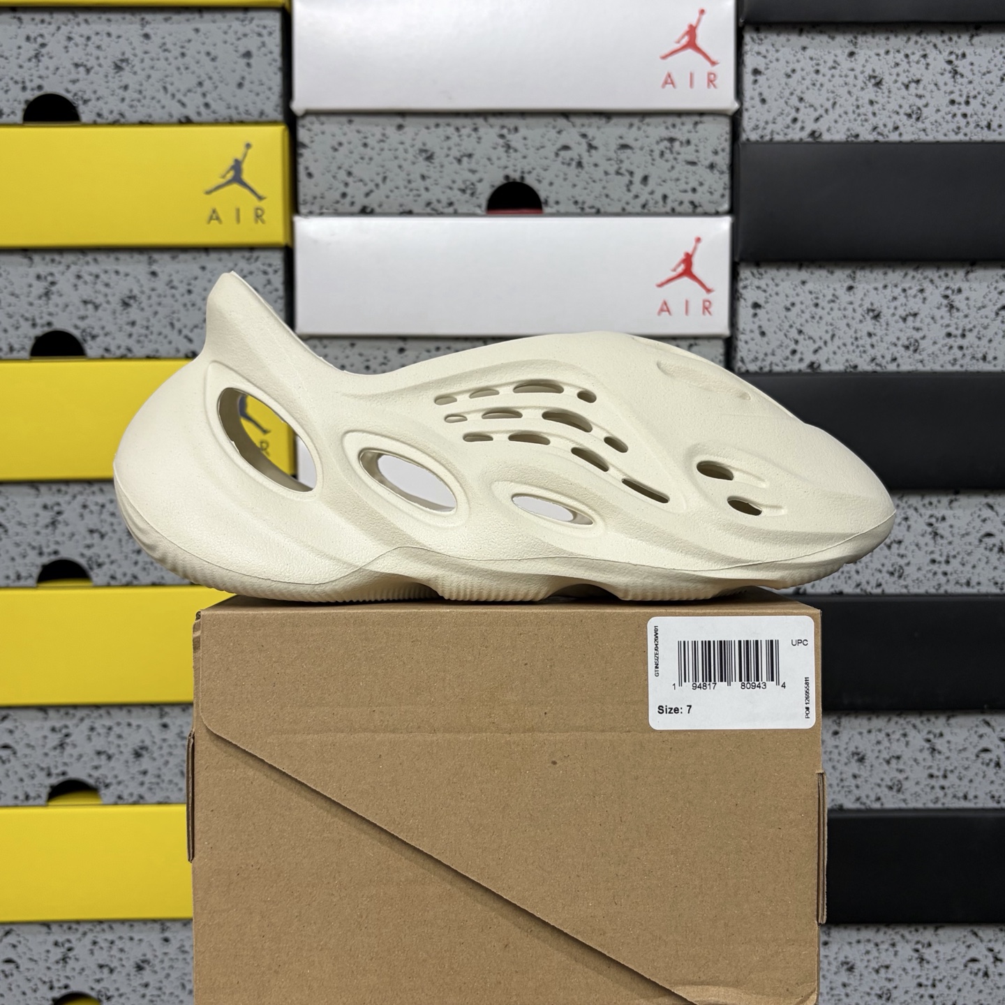 Adidas Yeezy Foam RNNR Sand Clogs - Image 11